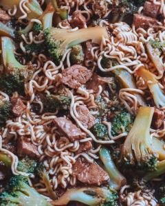 Broccoli Stir-Fry Noodles