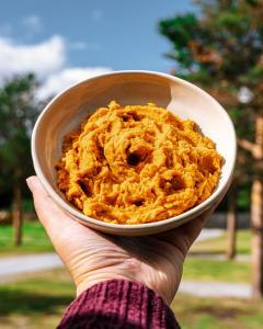 Spicy hummus without tahini
