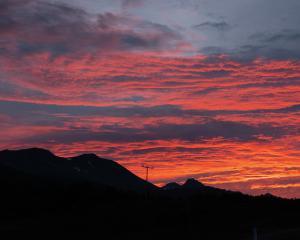 zonsondergang lyngen alpen