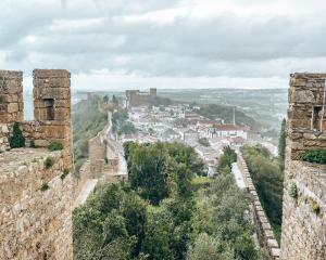 obidos dingen om te doen - uitzicht op de muurwandeling